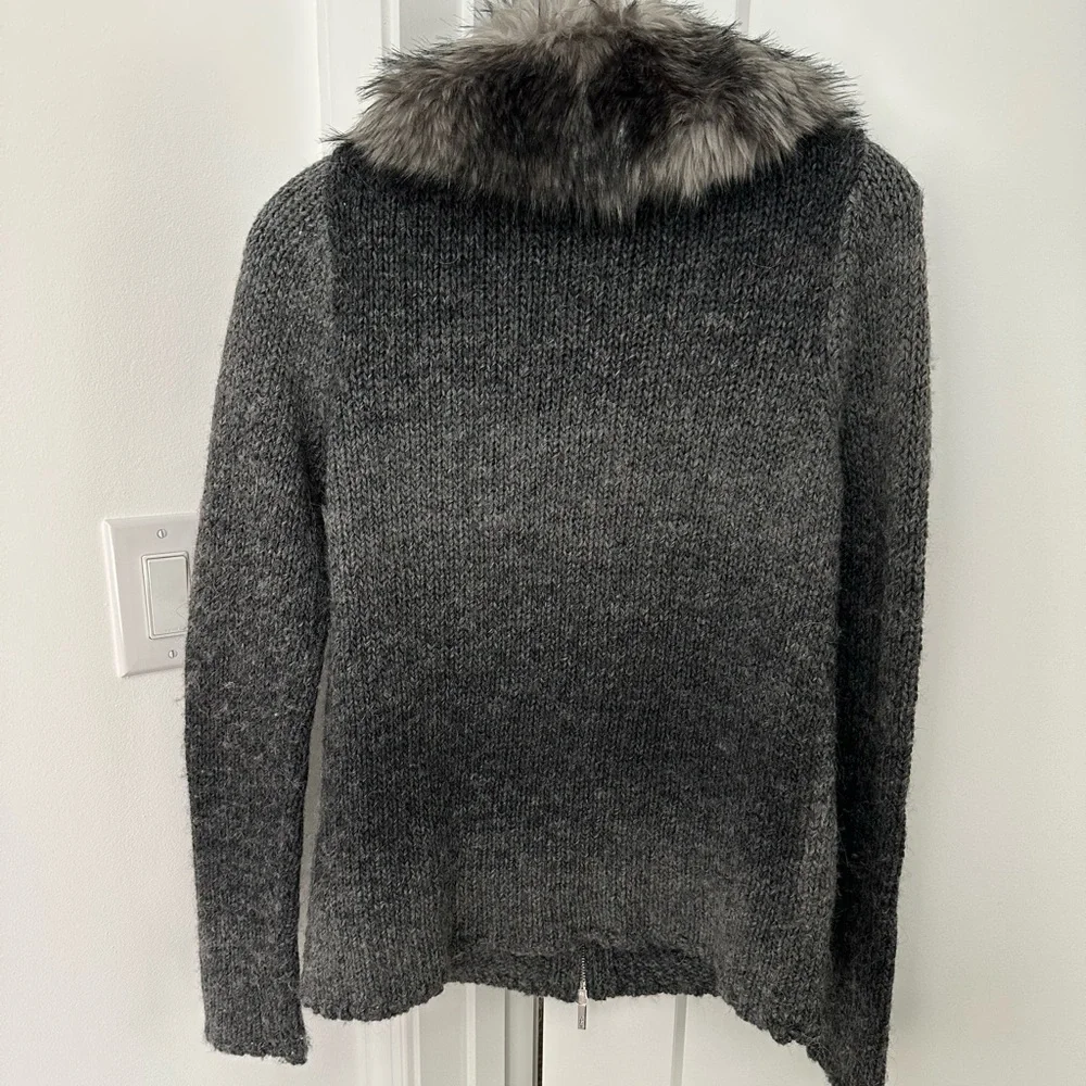Tory Burch Luxe Wool Blend Faux Fur Collar Sweater Jacket Size M - Picture 2 of 9